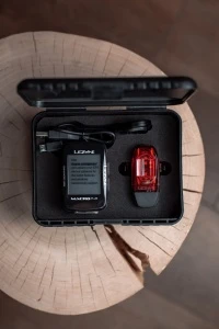 Велокомпьютер Lezyne Macro Plus GPS Smart Loaded Велокомпьютер Lezyne Macro Plus GPS Smart Loaded
