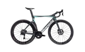 Велосипед BIANCHI Oltre RC Dura Ace Di2 12S W420 (2024) Велосипед BIANCHI Oltre RC Dura Ace Di2 12S W420 (2024)