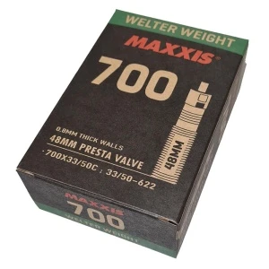 Камера Maxxis Welter Weight 700X33/50C (33/50-622) 0.8 мм вело нип. 48 мм Камера Maxxis Welter Weight 700X33/50C (33/50-622) 0.8 мм вело нип. 48 мм