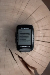 Велокомпьютер Lezyne Macro Plus GPS Велокомпьютер Lezyne Macro Plus GPS