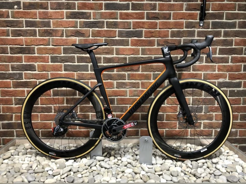 Знакомьтесь: TITAN RACING VALERIAN